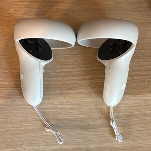 New Pair of Original Oculus 2 Controllers
